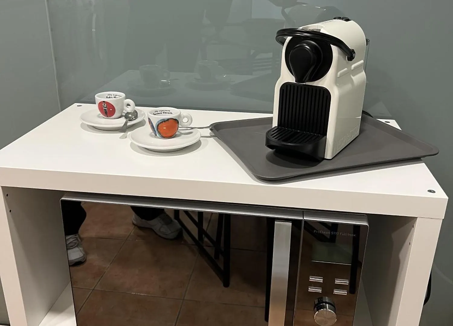 Apartamento Nuria,Centro Del Pueblo,Planta Baja Con Jardin, Aire Acondicionado L' Escala 公寓